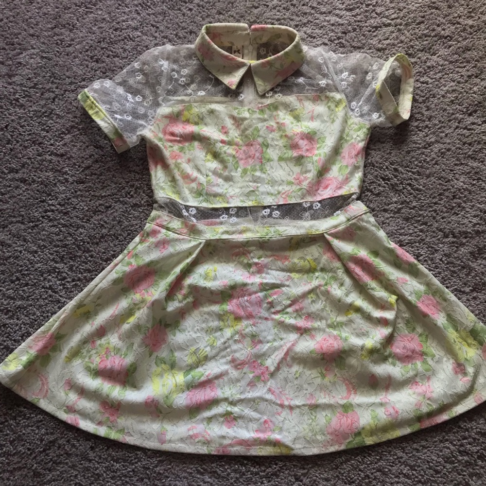 Adorable Partysu Dress from Korea - Size L - AS-IS